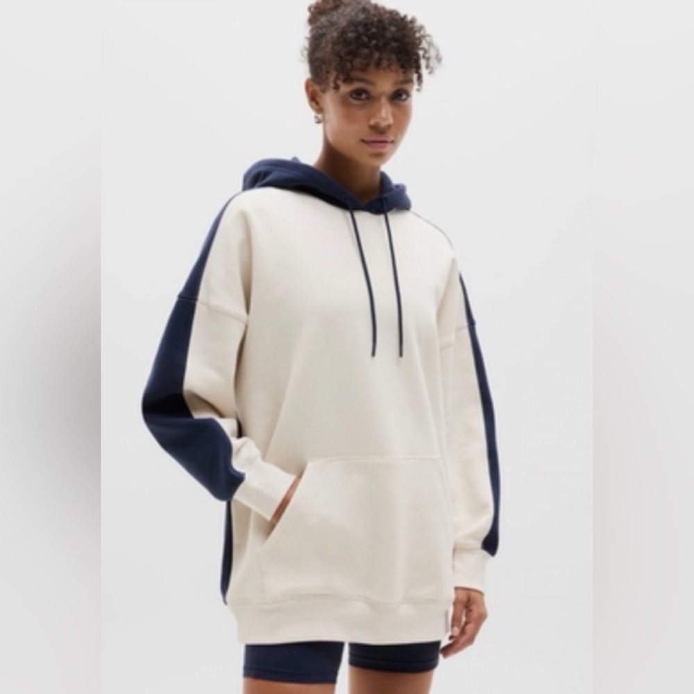NWT Athleta Forever Fleece Navy/Bone Hoodie Sz XL.